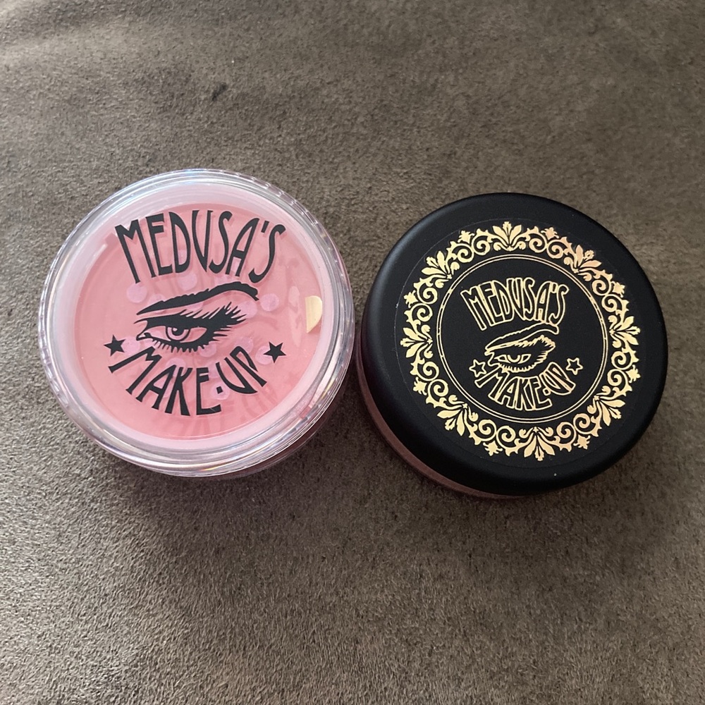 Medusa’s makeup mineral blush